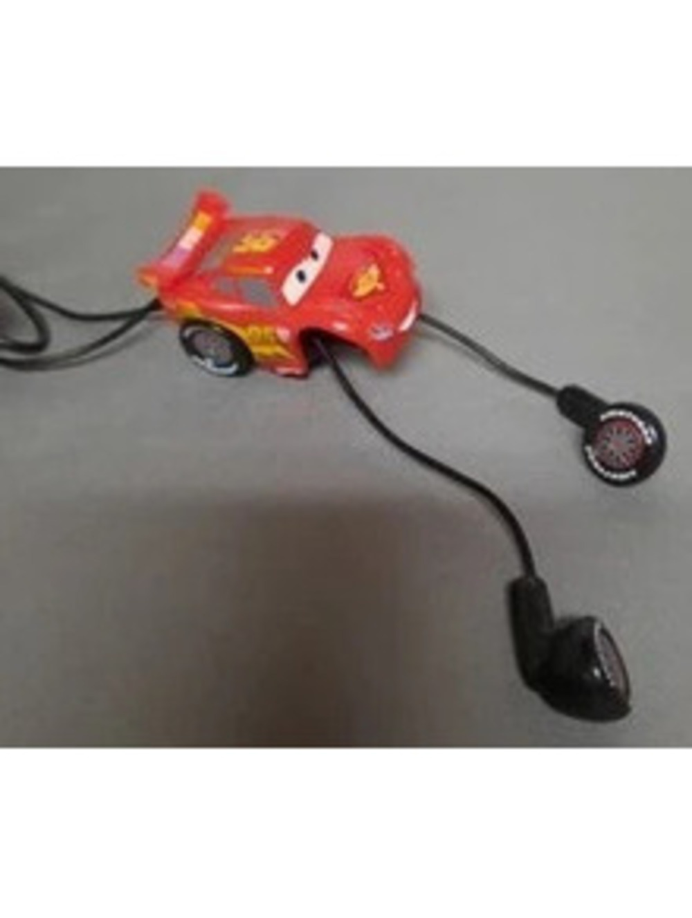 Disney Pixar Cars Lightning McQueen Wireless Earbuds with Charging Cord (NWOT)